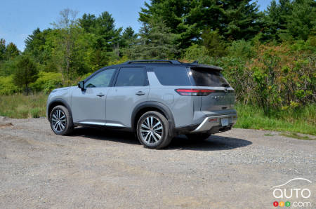 Nissan Pathfinder, profile